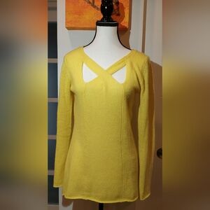 Elegant Yellow V-Neck Sweater for Women